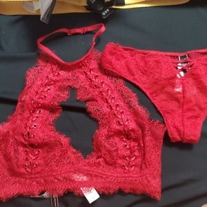 Bralette and panty set